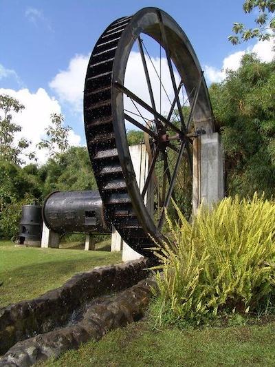 استلار رسینتو دل پنسامینتو اند سنترو د کنونشننز