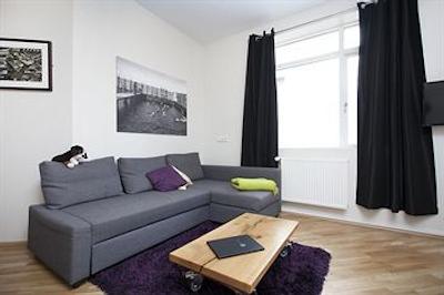 است اپارتمنتز اینهلت