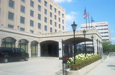 هتل است رجیز