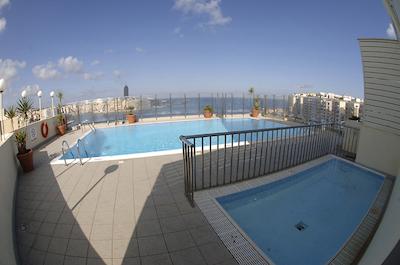 پلازا هتل اند پلازا رجنسی