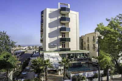 بست وسترن میسُن ب هتل