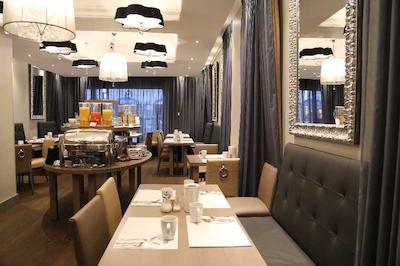 اکسسلسیر جنوا