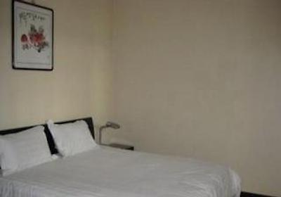 استار سیتی لندمارک اپارتمنت