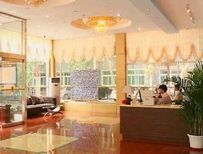 سوپر 8 فانگ ژوانگ یین ما