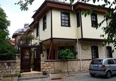 دن پدرو گاردن