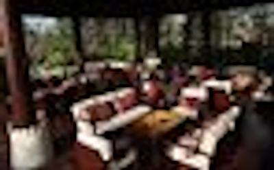 جاسمین هیلز لج