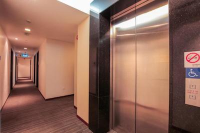 اکوئین هتل بالستیر