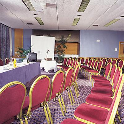 هتل ایندیگو ادینبورگه-پرینسز استریت