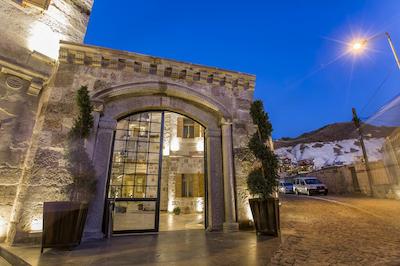 ایمپریال کاو هتل