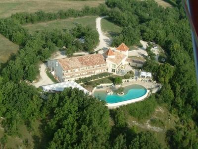 هتل ل بلودر