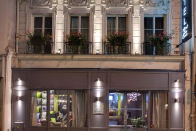 ل پتیت پاریز