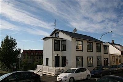 لونا هتل اپارتمنتز-اسپیتالاستیگور 1