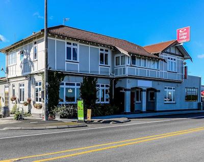 اکنو لج ناپیر