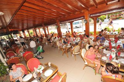 گولدن لیف ریزرت هتل اند اسپا