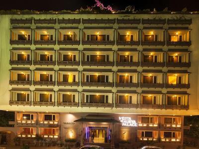 وستا ماوریا پالاس