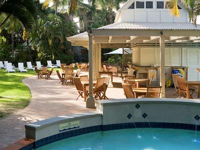 نوتل کیرنز اُاسیز ریزرت