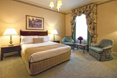 د هتل ویندسُر