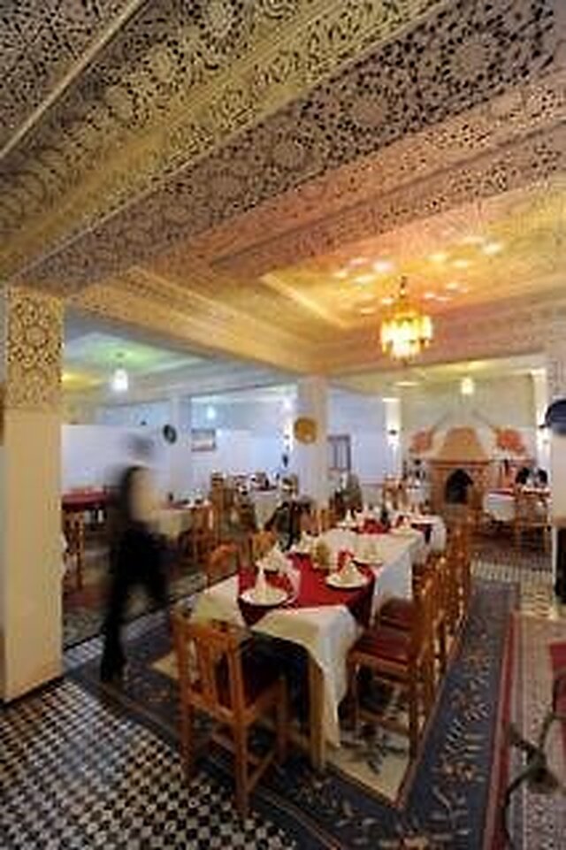 نادیا