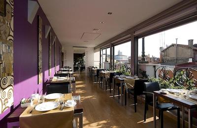 هتل تروی کالکشن