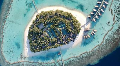 واکاروفالهی آیلند ریزورت