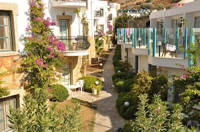 سیستا بیچ اپارتمنتز