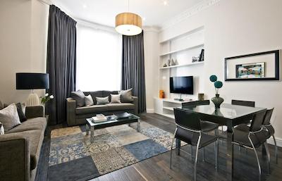 مانسُن پلاس