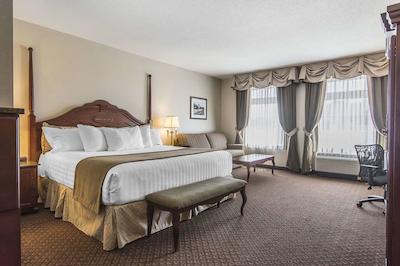 چاتیو ساینت جهن اسند کالکشن