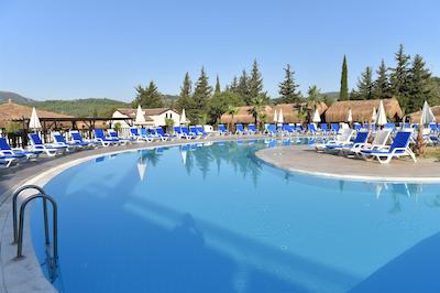 ساهرا سو هلید ویلیج اند اسپا