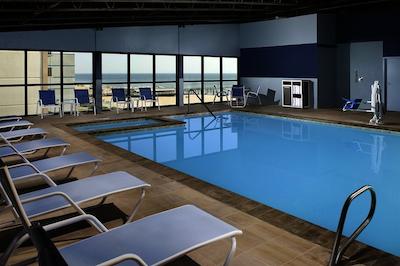 فور پوینتز بای شراتون ویرجینیا بیچ اُسینفرنت