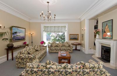 اُراری بد اند بریکفاست