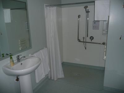 بندامر هوس بد اند بریکفاست