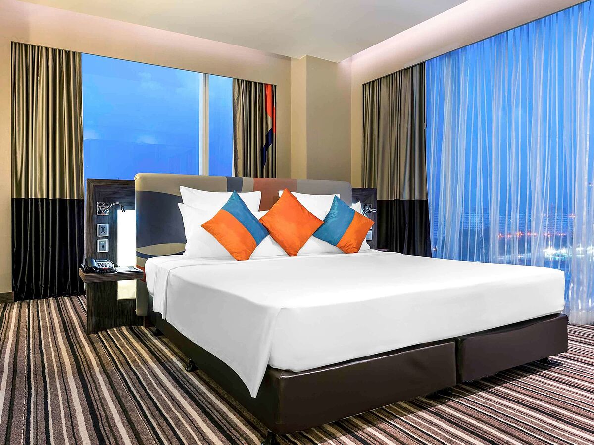 Novotel Bangkok Impact