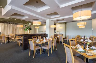 کرون پلازا منتری ارپورتو