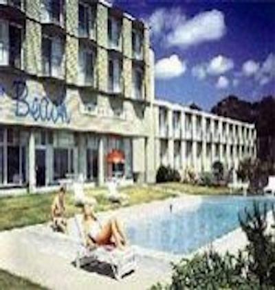 ساماندر بیچ هتل متل