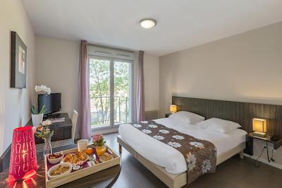Park and Suites Confort Toulouse l’Hers
