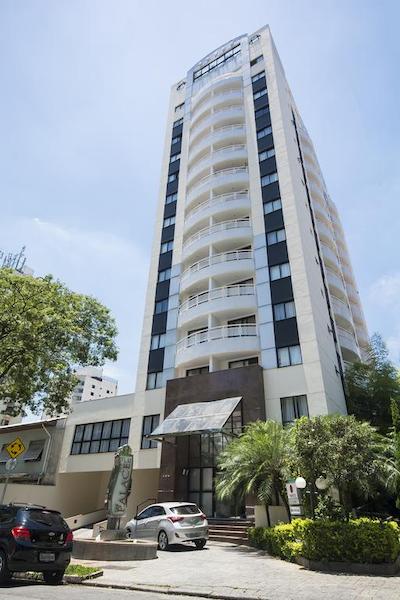 د پالاس فلات