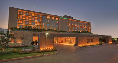 کورتیارد بای ماریت پون هینجوادی