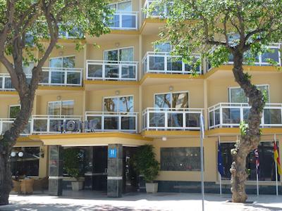 اسنس هتل بوتیک بای دن پاکویتو