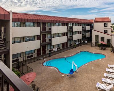 رد روف این ویچیتا فالز