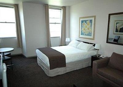 سیتی اسکوار متل