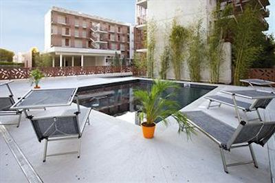 لاگرانج سیتی منتپلیر