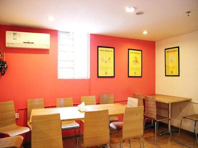 7 دز این چونکسی پدستریان استریت