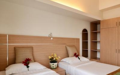 اُن-استپ رسیدنس هتل اند اُفیس