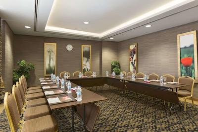 رامادا پلازا ایزمیت