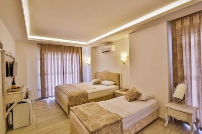 لیندا بیچ بوتیک کلاز هتل