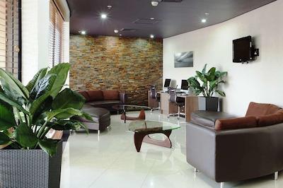 دوبل تری بای هیلتون داروین