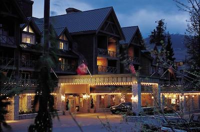 پیناکل هتل ویستلر