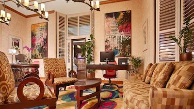 بست وسترن پلاس سوتر هوس