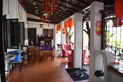 کاسا بلانکا گوست هوس