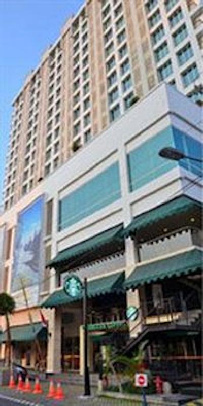 د اسکوار هتل سورابا